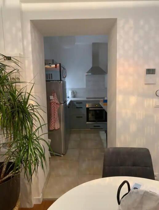 Appartement Calme Centre-Ville. Dieppe Kültér fotó